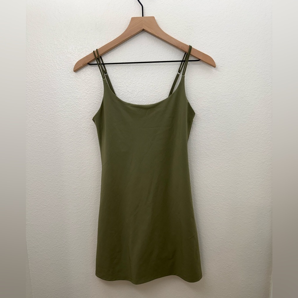Abercrombie Traveler Mini Active Dress | XS | Built-In Shorts | Green - Picture 4 of 13